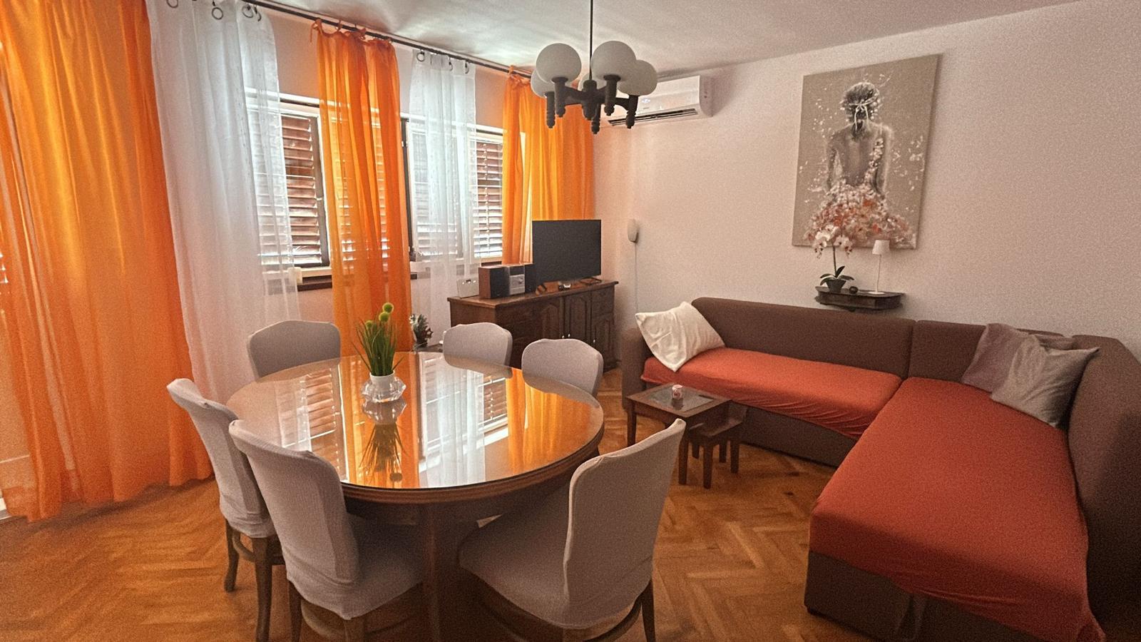 Angel Apartments for 4